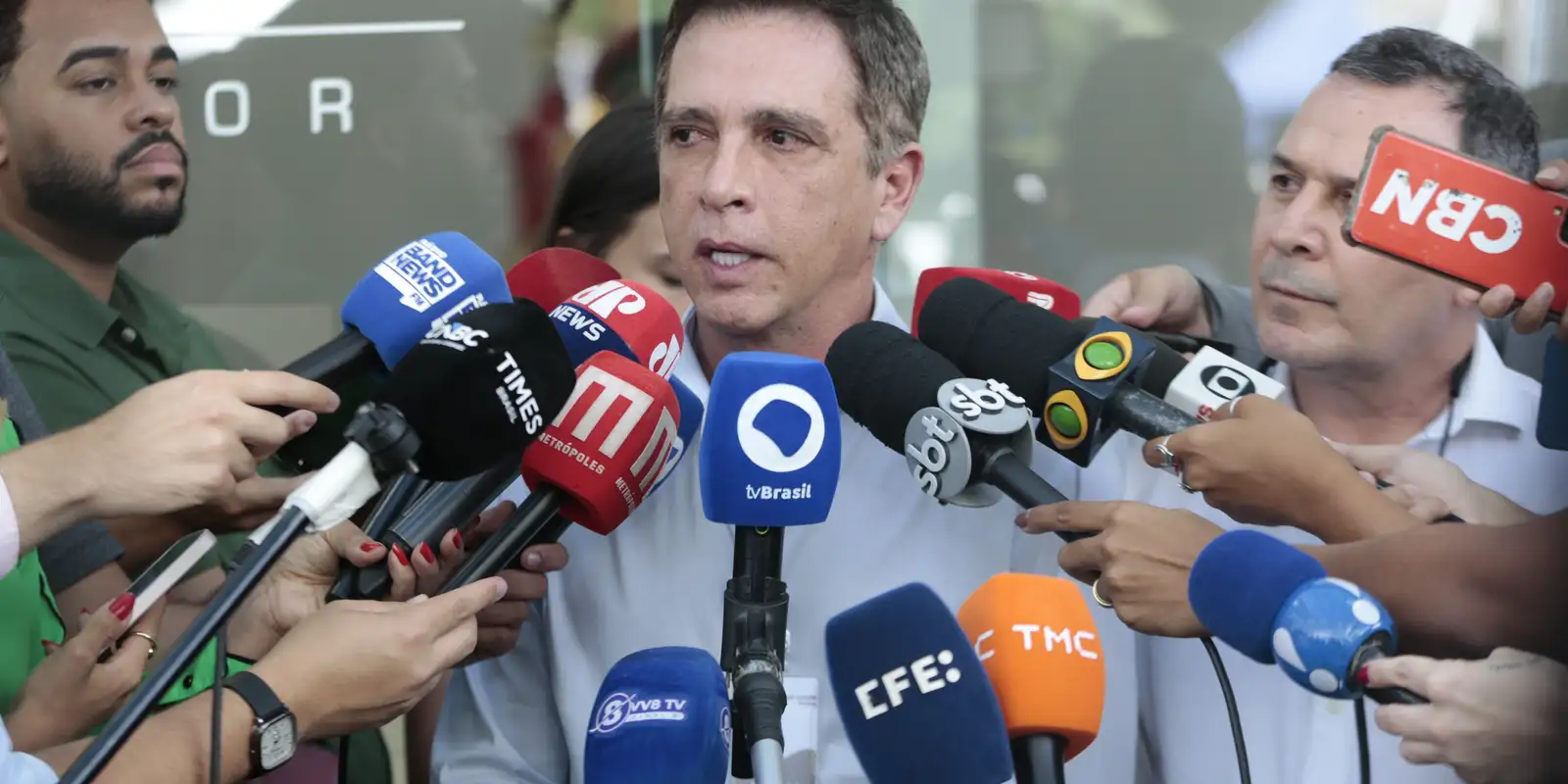 medico-de-bolsonaro-confirma-traumatismo-craniano-leve