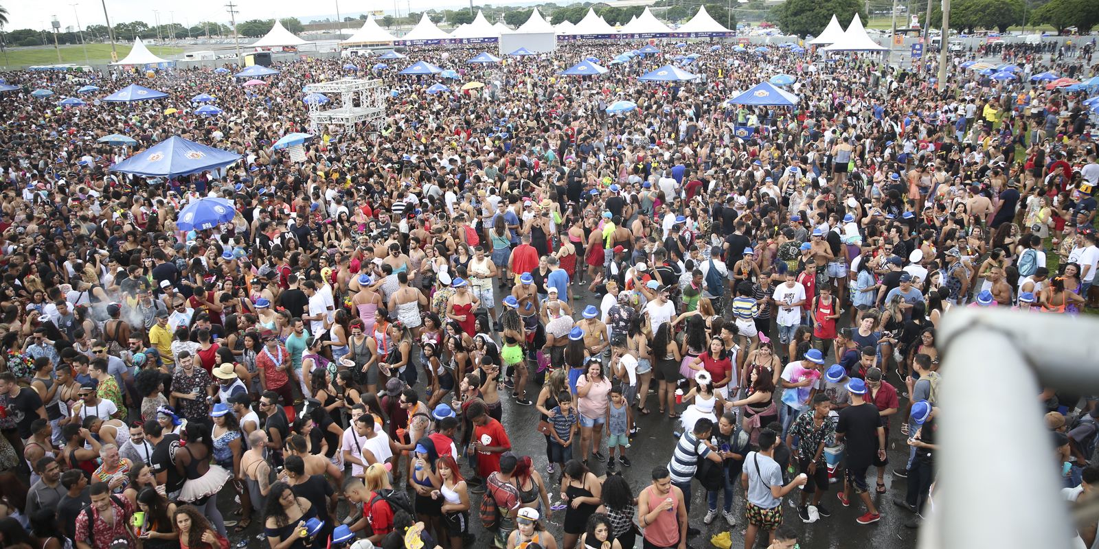 carnaval-requer-prevencao-de-acidentes-com-rede-eletrica,-diz-abradee