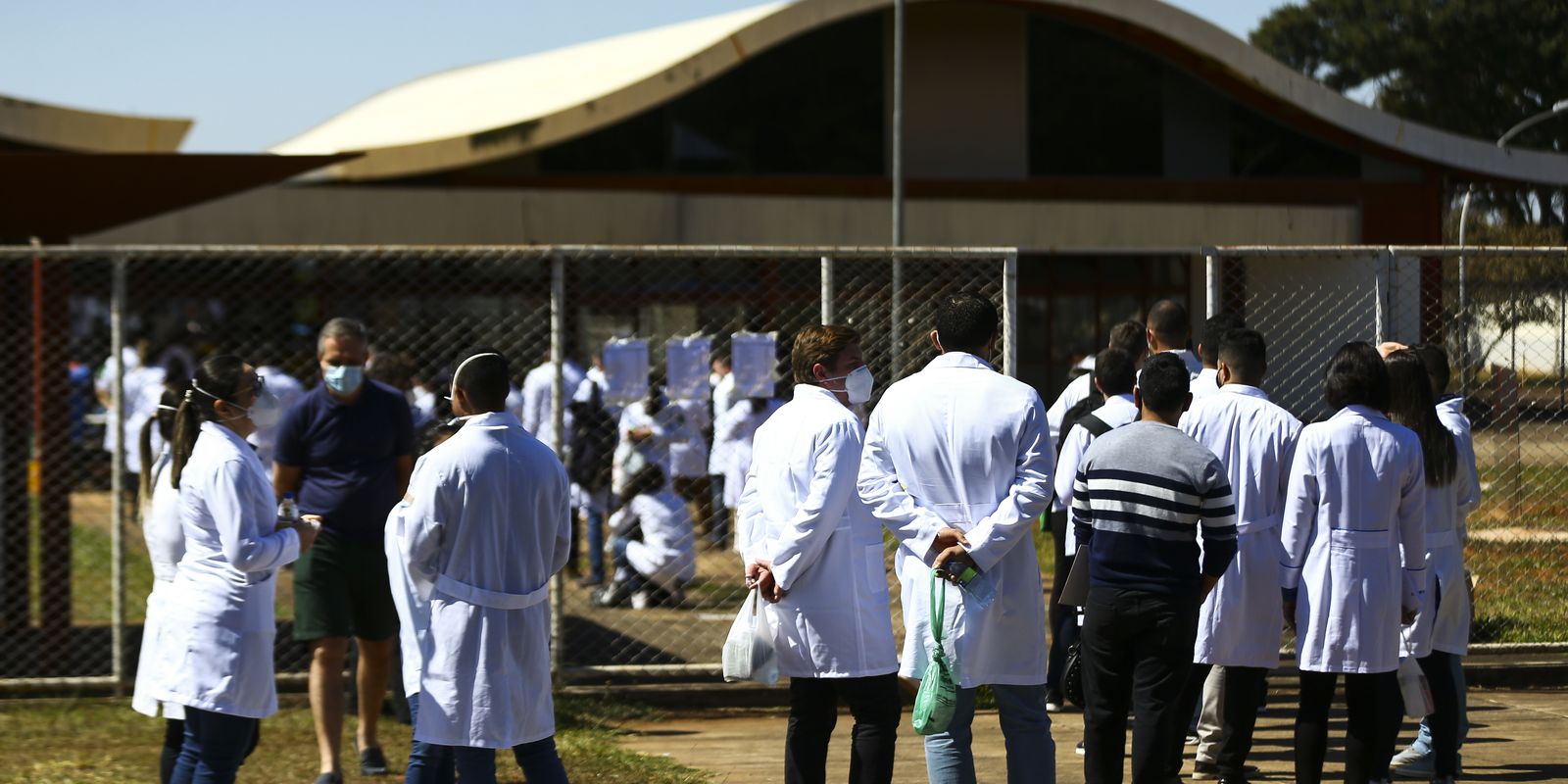 mec-revoga-edital-para-criacao-de-cursos-particulares-de-medicina