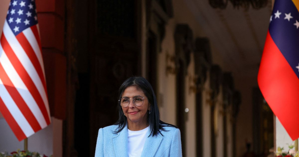 delcy-rodriguez-recebe-convite-dos-eua-e-reafirma-maduro-como-presidente