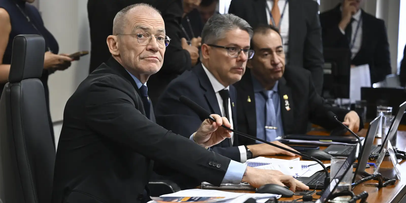 caso-master:-cpi-do-crime-convoca-vorcaro,-campos-neto-e-paulo-guedes