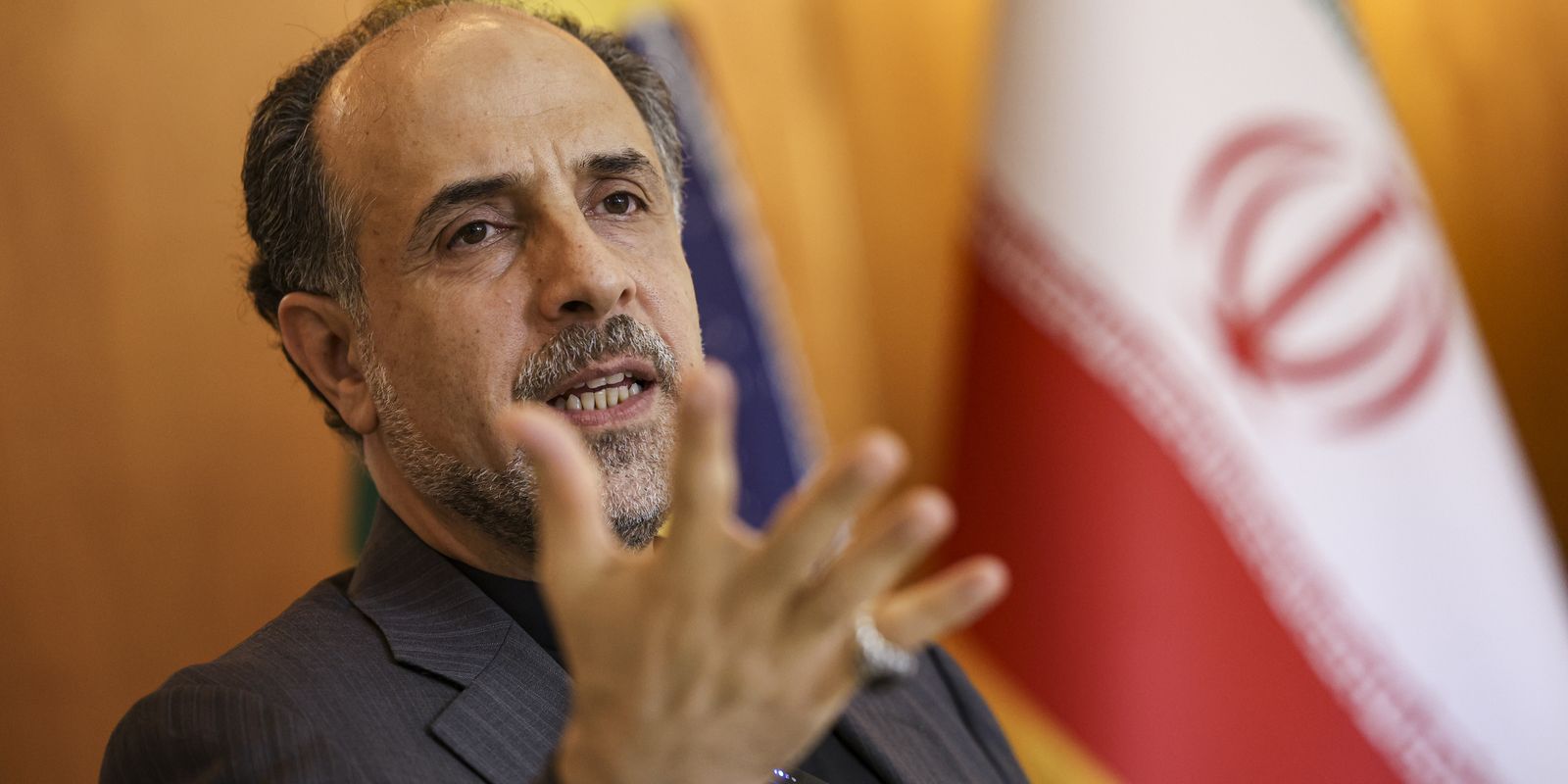 eua-nao-tem-moral-para-tentar-comandar-o-mundo,-diz-embaixador-do-ira
