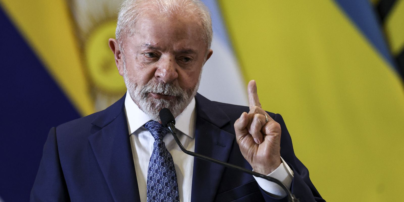 lula-faz-apelo-a-paz,-condena-corrida-armamentista-e-critica-onu