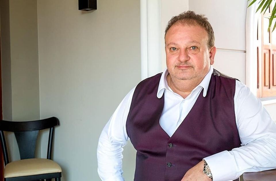 chef-erick-jacquin-e-vitima-da-gangue-“quebra-vidros”;-veja-relato