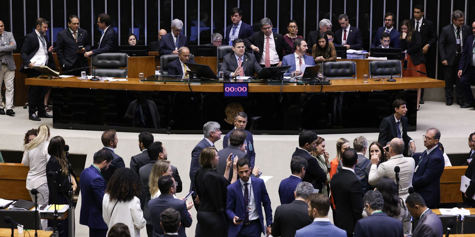congresso-vota-em-30-de-abril-veto-de-lula-a-pl-da-dosimetria