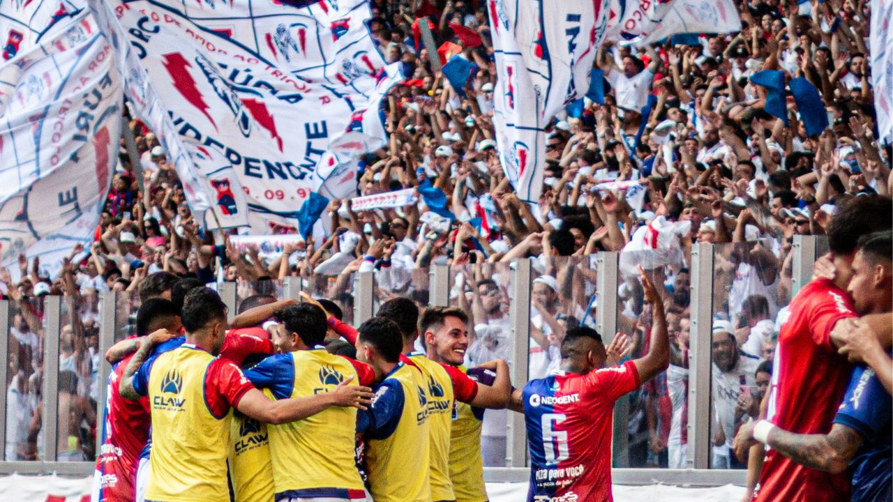 relembre-jogos-memoraveis-do-parana-clube-na-arena-da-baixada