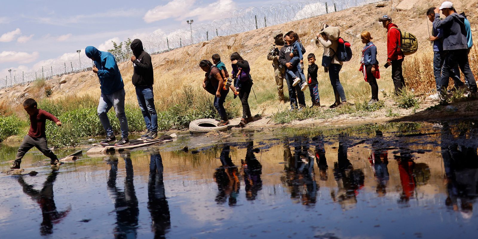 suspeitos-de-aplicar-golpes-contra-imigrantes-sao-presos-nos-eua