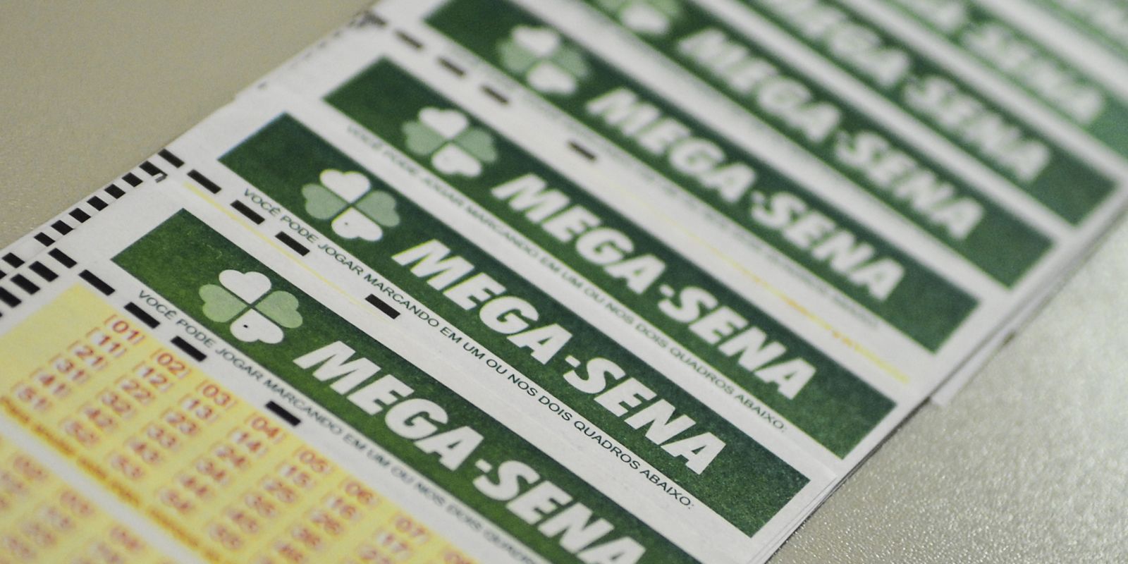mega-sena-acumula-para-r$-115-milhoes