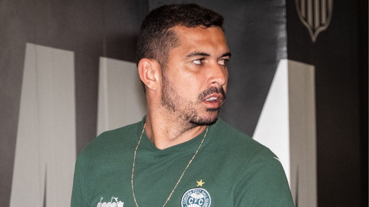 julgamento-decide-futuro-de-jogadores-do-coritiba-expulsos-contra-o-gremio