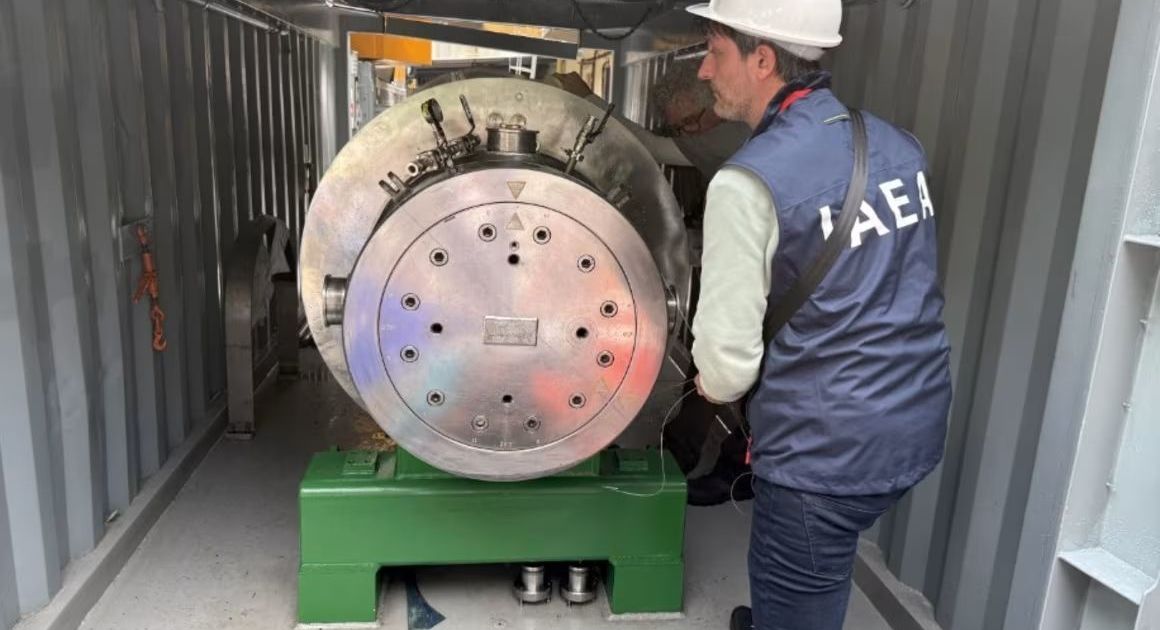 eua-recebem-da-venezuela-13,5-kg-de-uranio-enriquecido