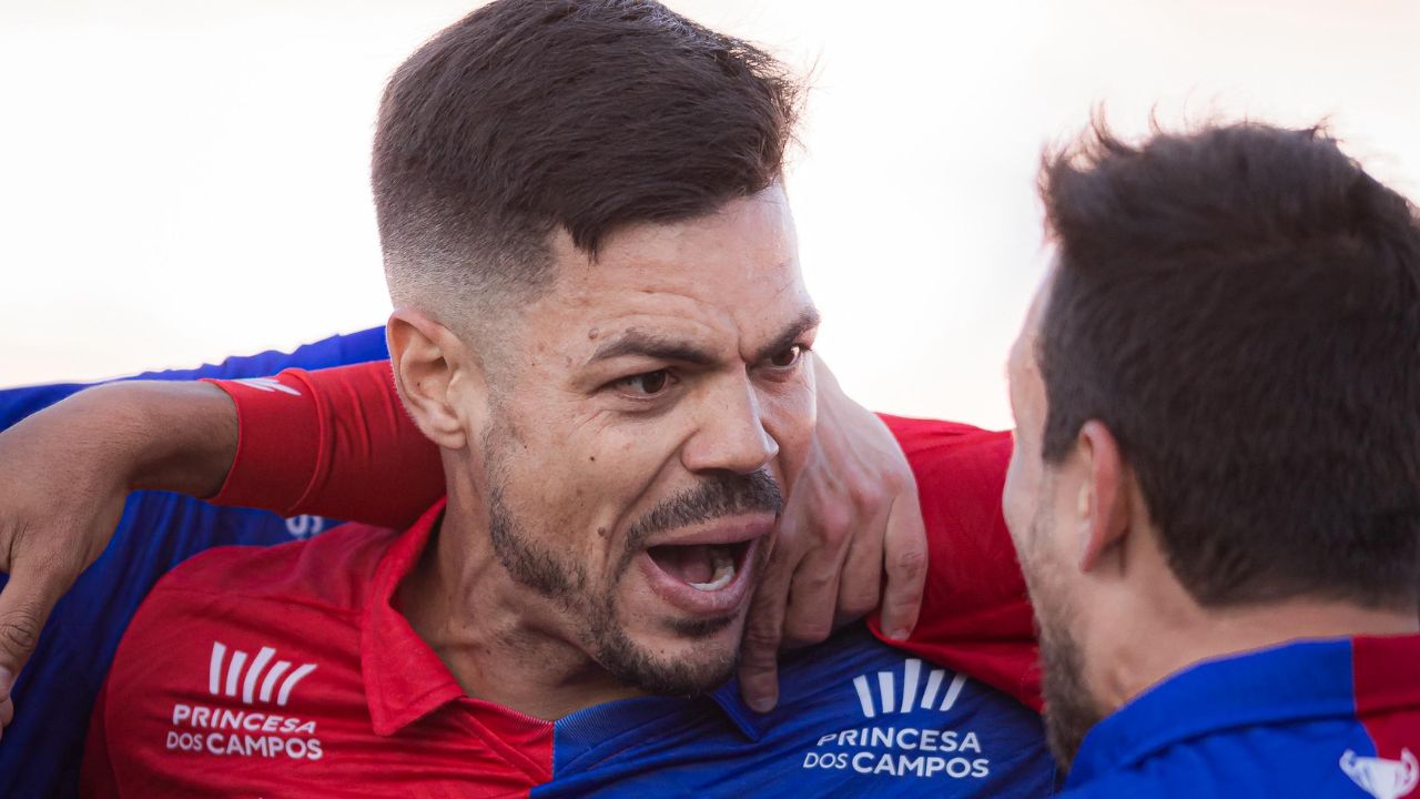 jogadores-do-parana-clube-querem-colocar-nome-na-historia-em-reconstrucao