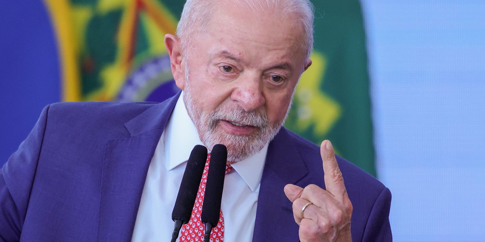 lula-associa-filhos-de-bolsonaro-a-novo-anuncio-de-tarifaco-dos-eua