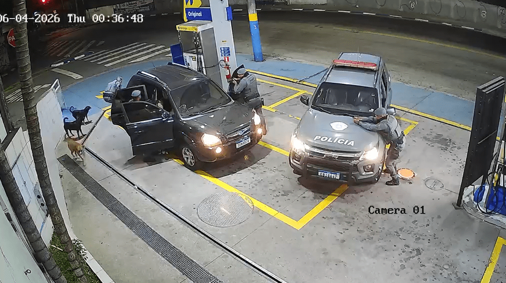 homem-mantido-refem-dentro-de-carro-e-resgatado-pela-pm-em-guarulhos
