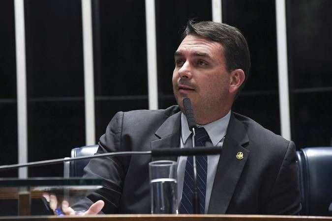 julgamento-do-recurso-de-flavio-vai-balizar-postura-da-corte,-diz-ex-tse
