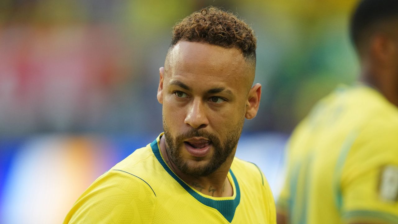 neymar-volta-a-jogar-pela-selecao-apos-981-dias-e-iguala-marca-de-pele-na-copa-do-mundo