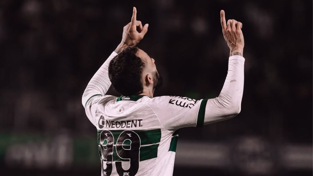atacante-do-coritiba-vive-dia-especial-no-couto-pereira-apos-oito-meses
