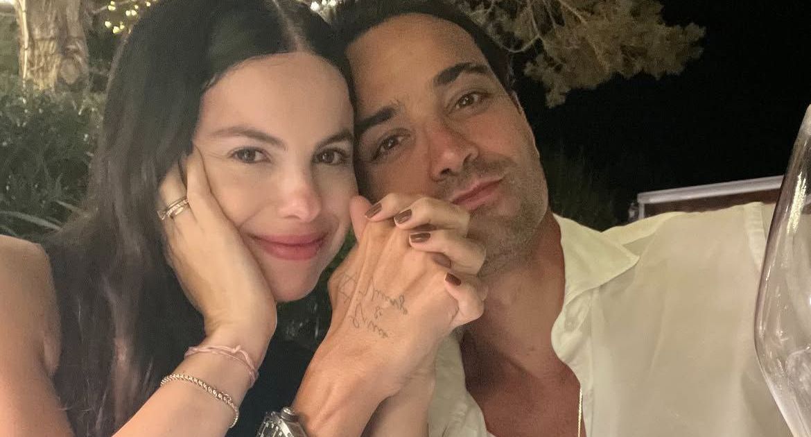 sthefany-brito-se-declara-ao-marido-e-celebra-15-anos-juntos-e-8-de-casados