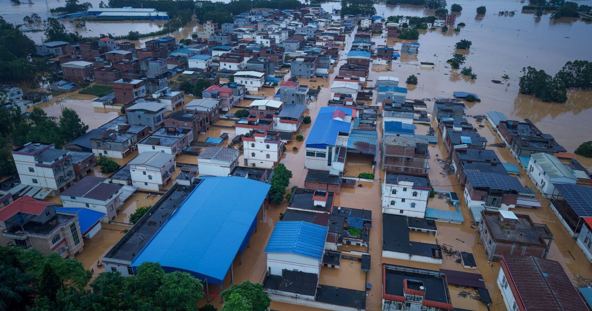 tufao-provoca-retirada-de-mais-de-50-mil-pessoas-no-sudoeste-da-china