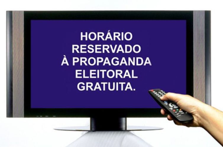 radio-e-tv-ainda-podem-ajudar-a-definir-eleicoes,-avaliam-especialistas