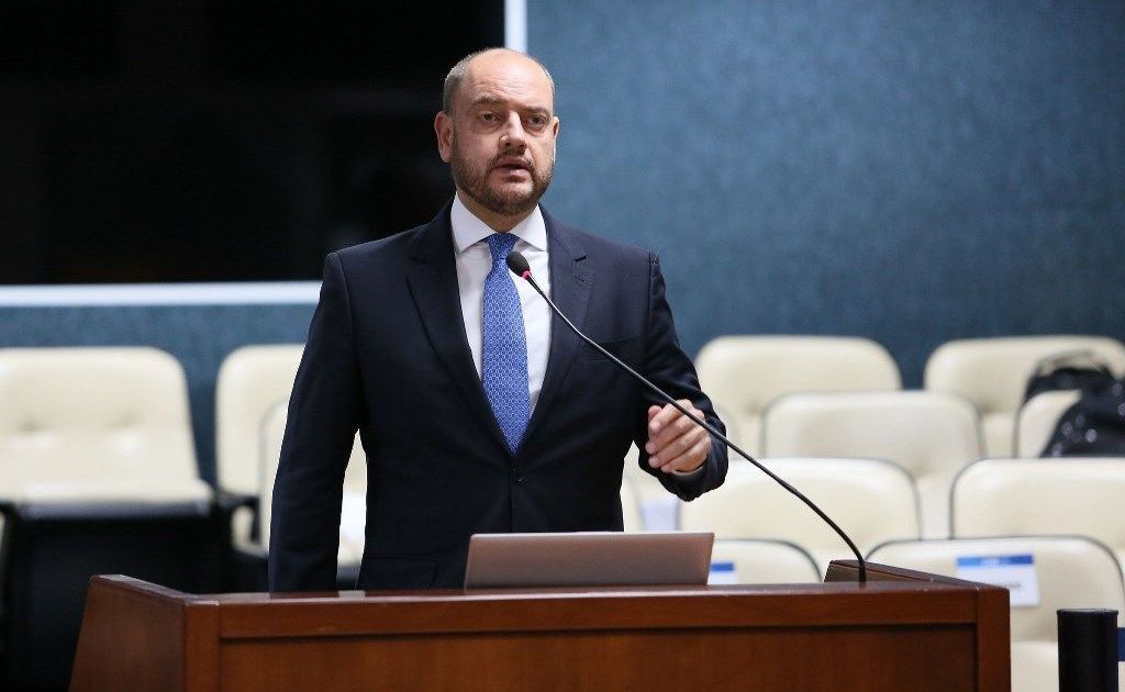 real-time-big-data:-ricardo-couto-e-aprovado-por-50%;-43%-desaprovam