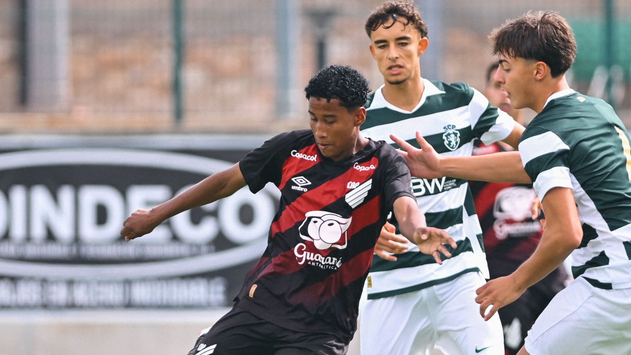 athletico-bate-o-sporting-e-carimba-vaga-nas-semis-do-mundial-de-clubes-juvenil