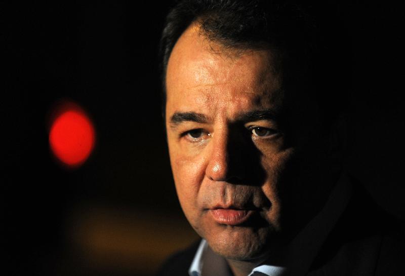 justica-condena-sergio-cabral-a-pagar-r$-1-milhao-por-regalias-na-prisao