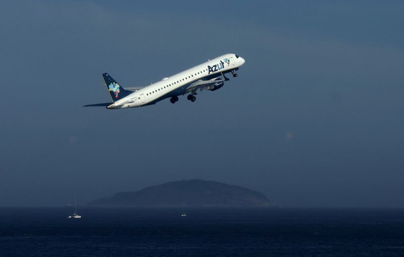 estudo-estima-passagens-aereas-16%-mais-caras-com-reforma-tributaria